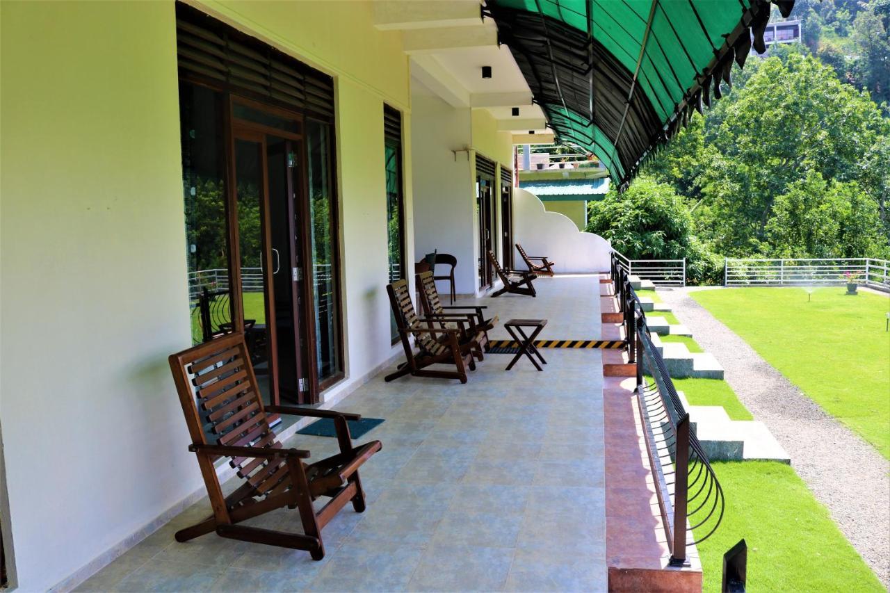 Hotel Ella'S Edge Exterior foto